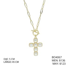Collar Chapa de Oro Cruz Perlas  BO4067